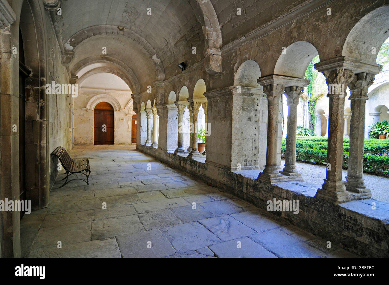 Chiostri, Saint Paul de Mausole, monastero, una chiesa, un museo, Salon de Provence, in Provenza Costa Azzurra, Francia meridionale, Francia Foto Stock