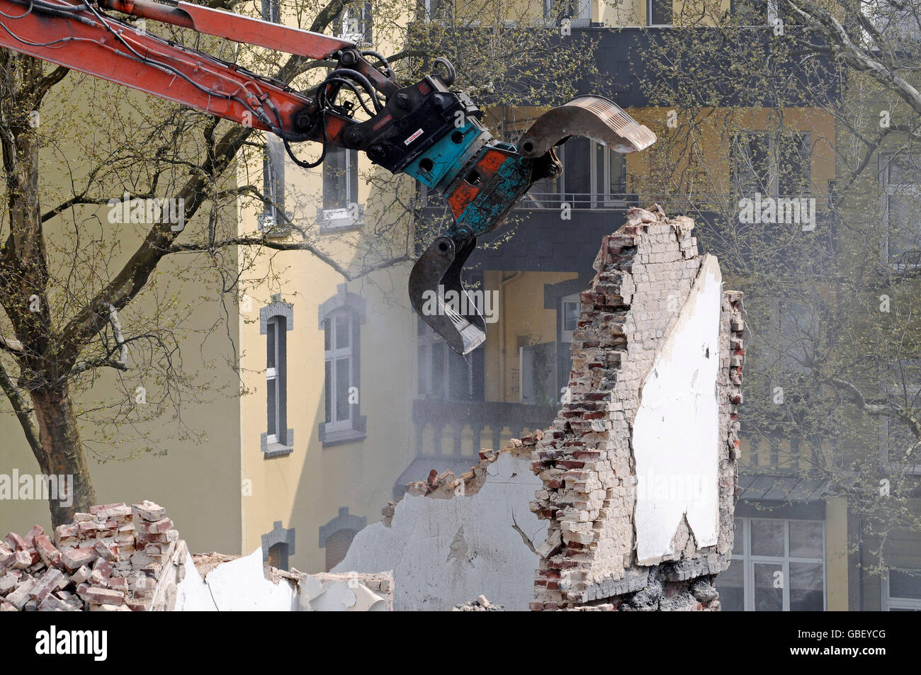 Demolizione di una casa, un cantiere edile, Dortmund, Renania settentrionale-Vestfalia, Germania Foto Stock