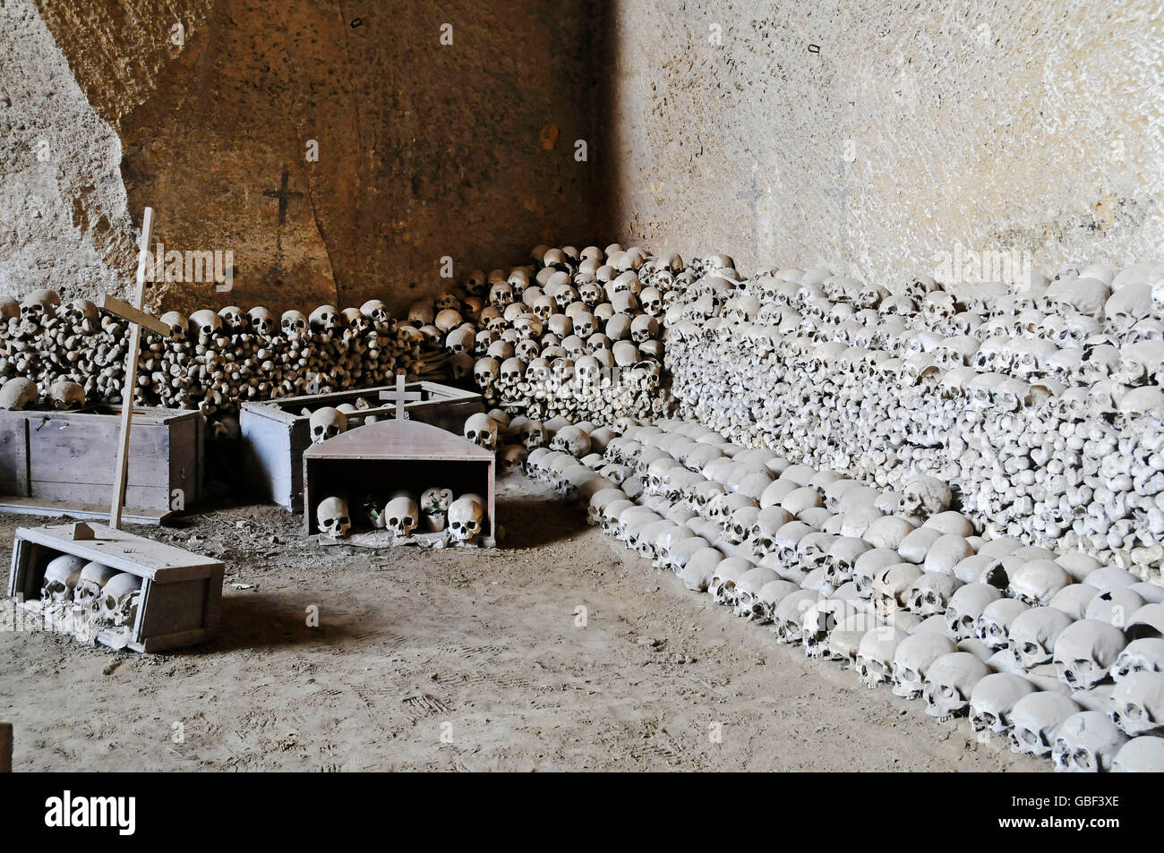 Fontanelle cimitero cimitero storico, grotta sotterranea sistema, Napoli, campania, Italy Foto Stock