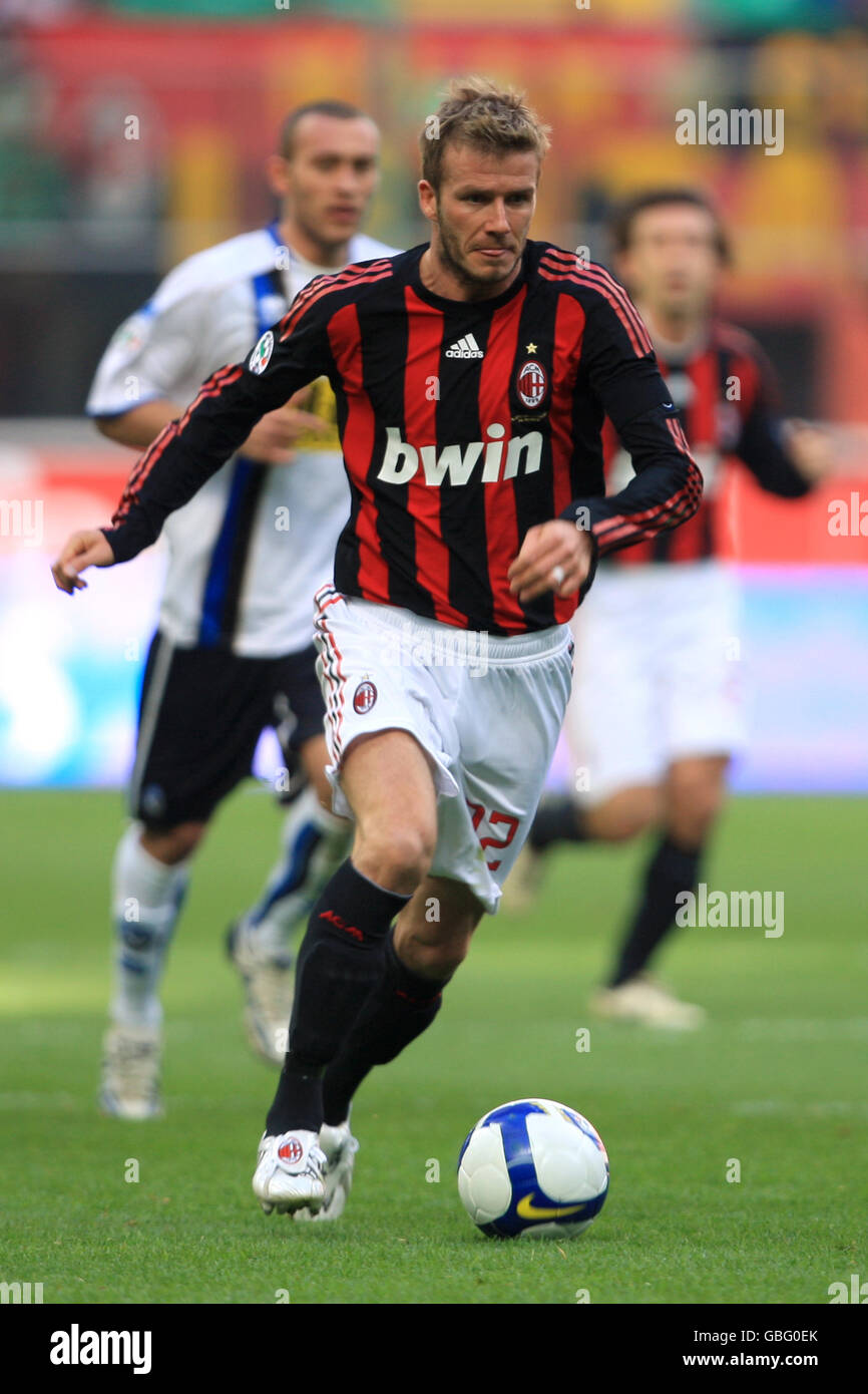 Calcio - Serie a - AC Milan v Atalanta - San Siro. David Beckham, AC Milano  Foto stock - Alamy