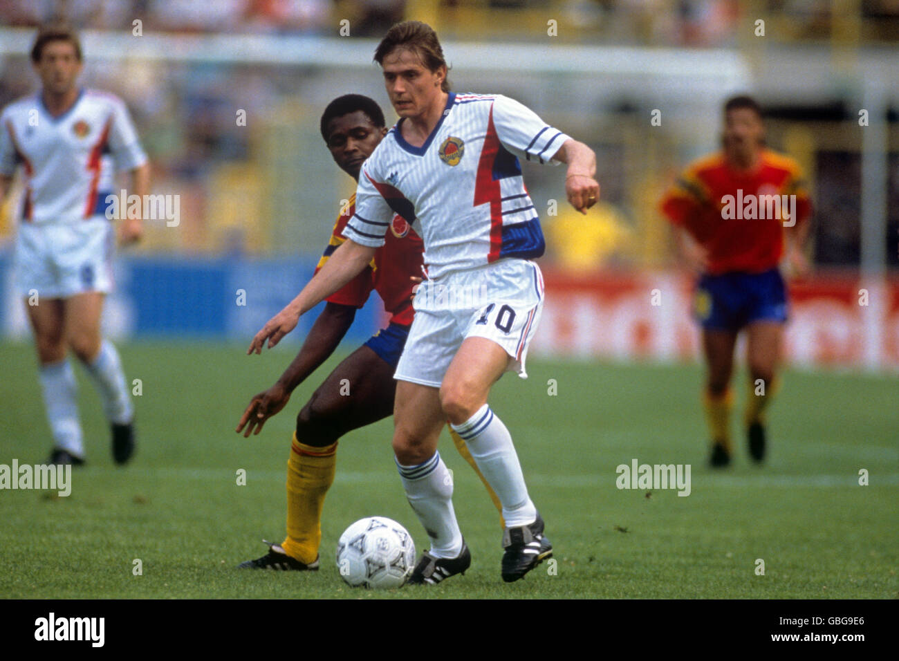 Calcio - Coppa del mondo Italia 90 - Gruppo D - Jugoslavia contro Colombia - Stadio Renato Dall'Ara. n (l) Foto Stock