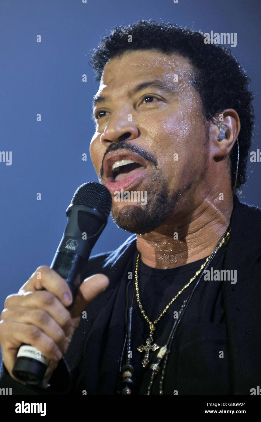 Lionel Richie in concerto alla MEN Arena di Manchester. Foto Stock