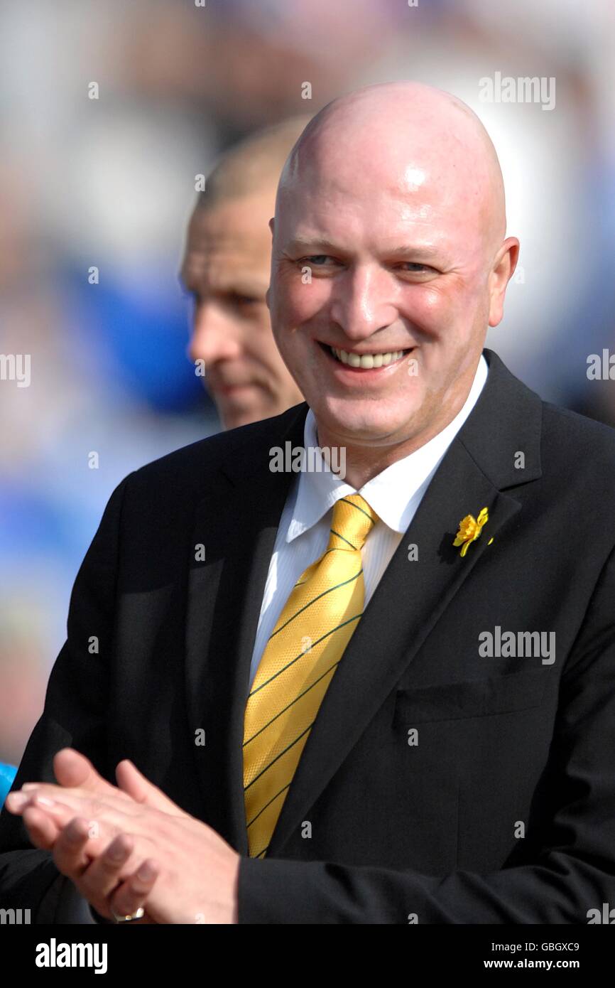Calcio - Coca-Cola Football League Championship - Birmingham City v Norwich City - St Andrews Stadium. Bryan Gunn, responsabile della città di Norwich Foto Stock