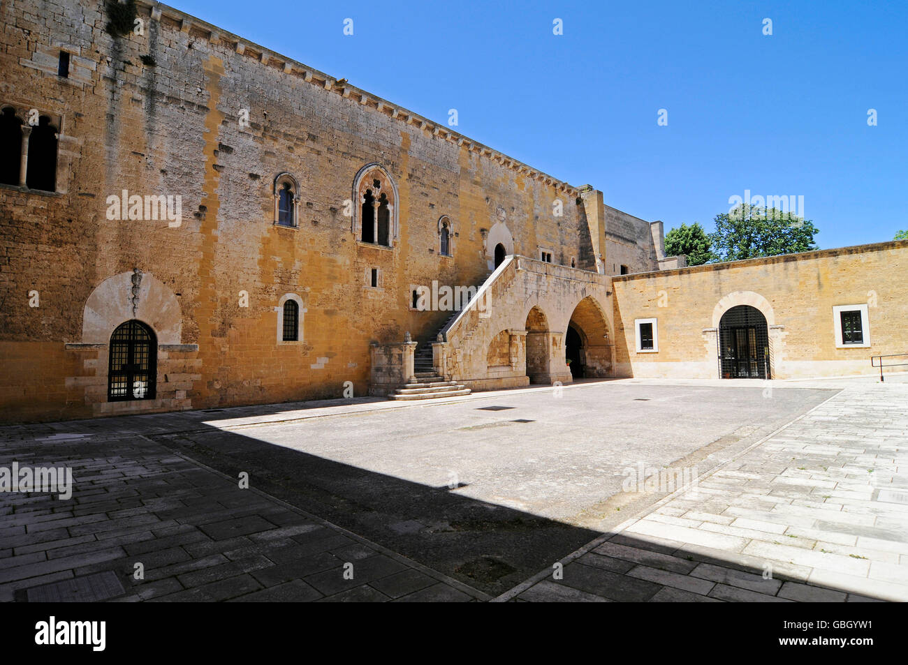 Castello Normanno Svevo, museo archeologico nazionale, del castello di Gioia del Colle, provincia di Bari, Puglia, Italia Foto Stock