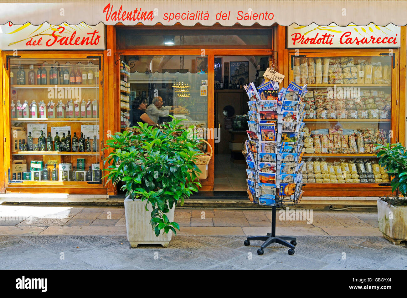 Valentina, negozio di gastronomia, shop, specialità, Lecce, Puglia, Italia Foto Stock