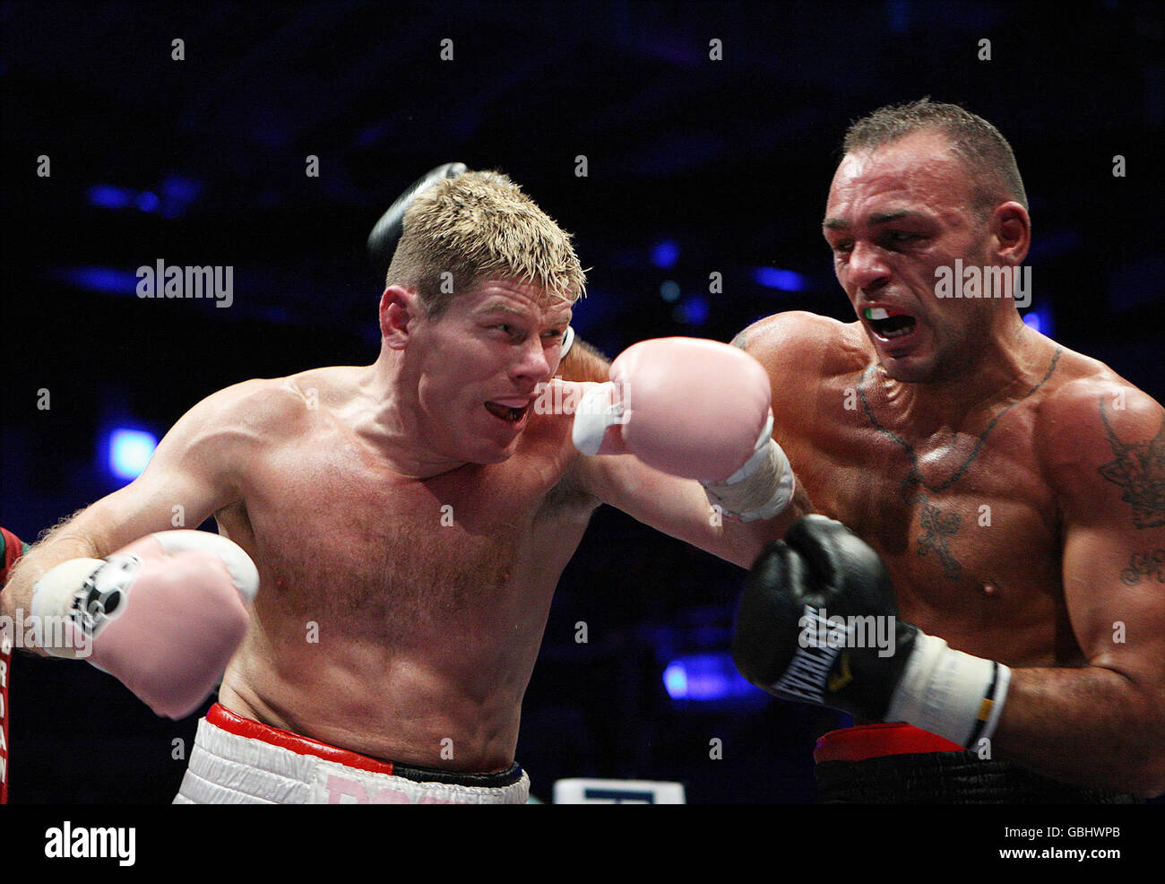 Boxing - Jim Rock v Alessio Furlan - Middleweight Bout - Dublino O2 Arena  Foto stock - Alamy
