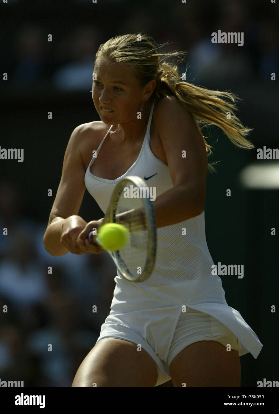 Tennis - Wimbledon 2004 - Le donne della Semi Finale - Lindsay Davenport v Maria Sharapova Foto Stock