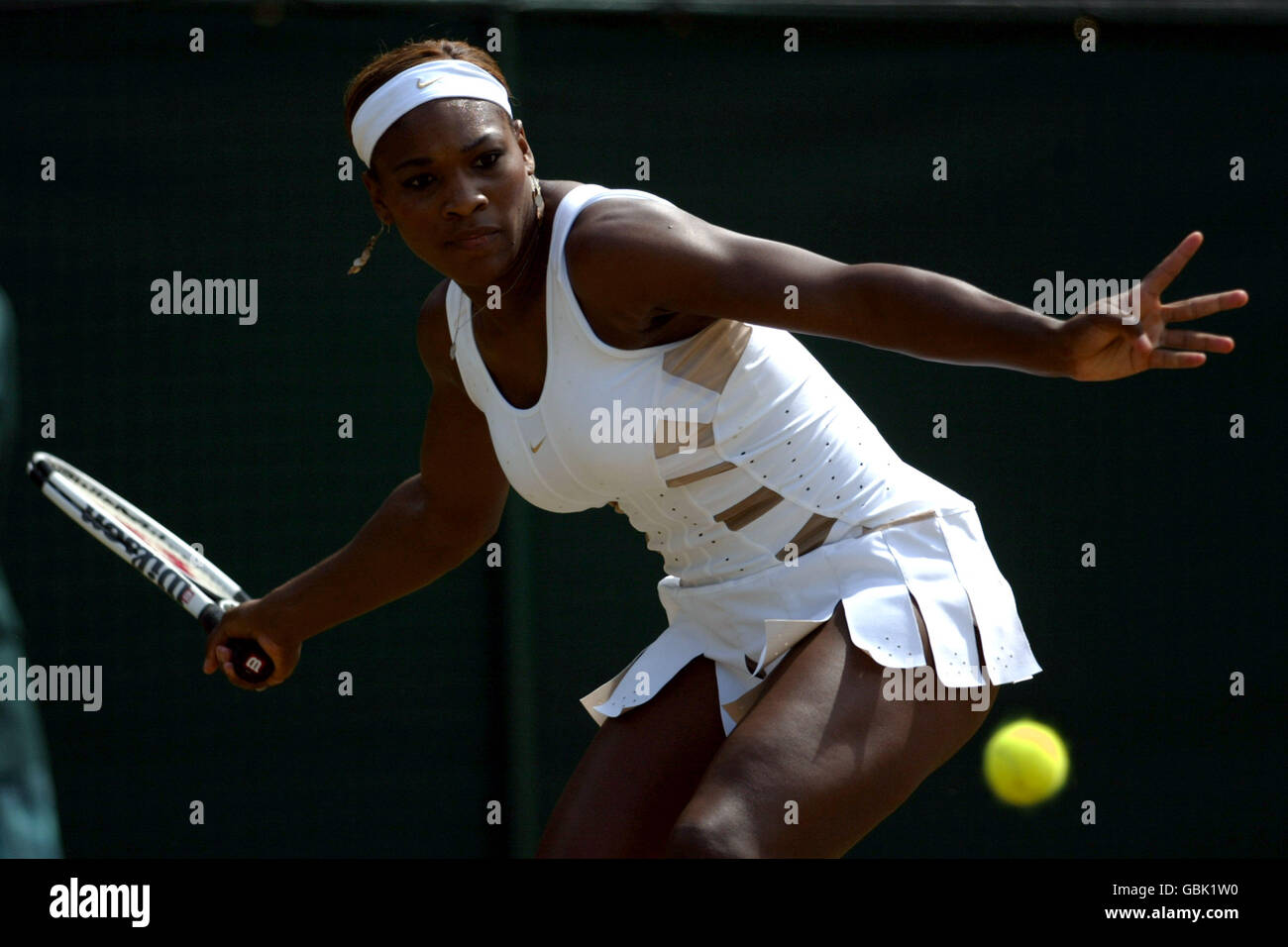 Tennis - Wimbledon 2004 - finale donne - Serena Williams v Maria Sharapova Foto Stock