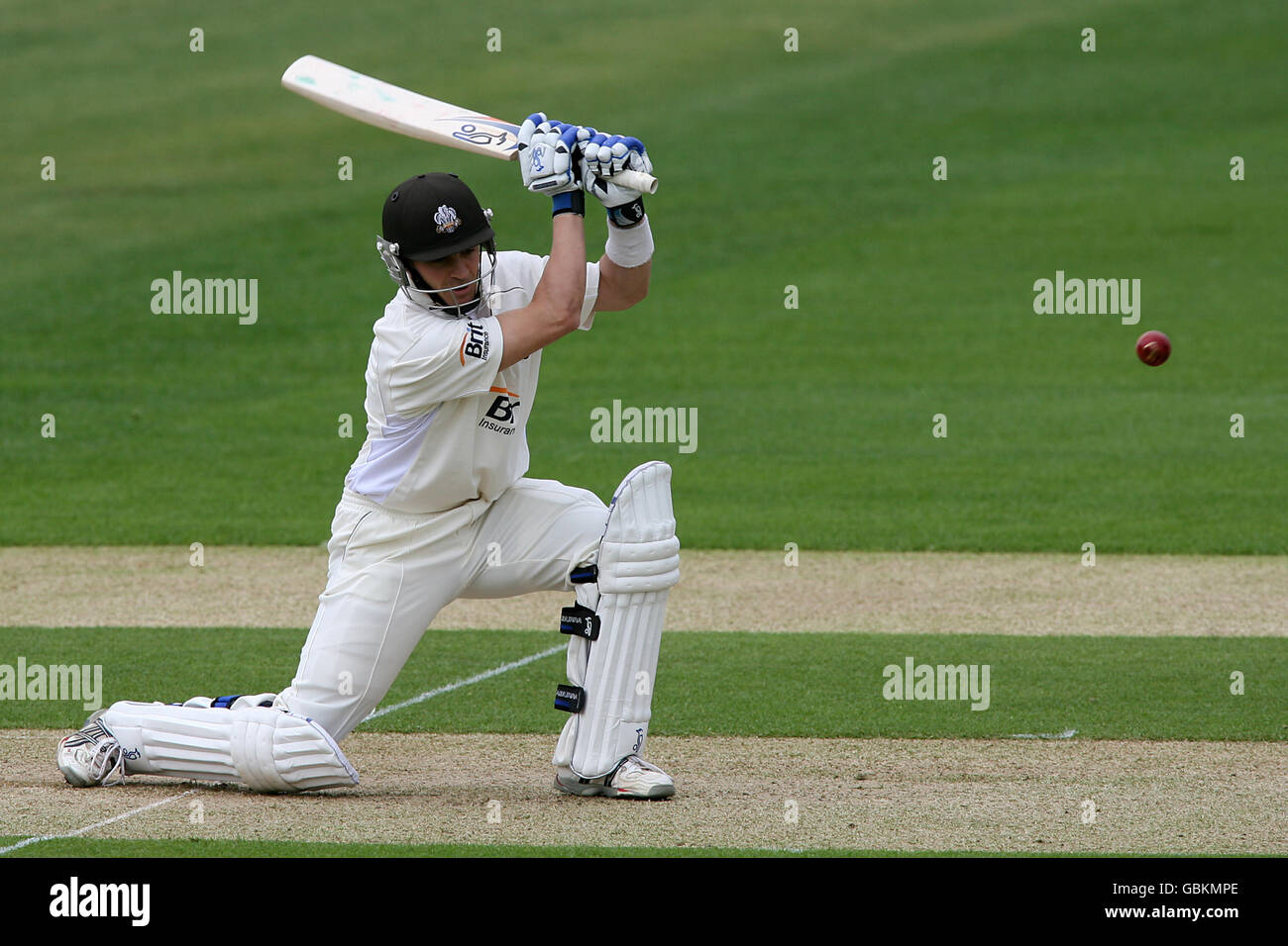 Cricket - MCC University Match - Surrey v Bradford/Leeds UCCE - The Brit Oval. Michael Brown di Surrey è in arrivo Foto Stock