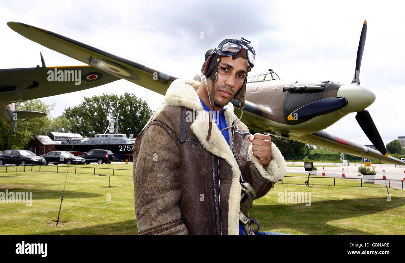 Boxing - James DeGale, Frankie Gavin e Billy Joe Saunders Photocall - Museo della RAF Foto Stock