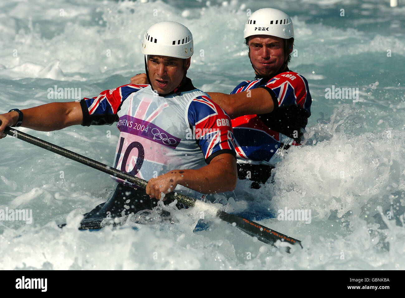 Canoa - Giochi Olimpici di Atene 2004 - Uomini C2 - si riscalda Foto Stock