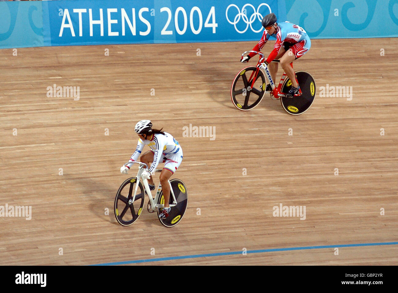 Escursioni in bicicletta - Giochi Olimpici di Atene 2004 - Le donne della Sprint - Quaterfinal Foto Stock