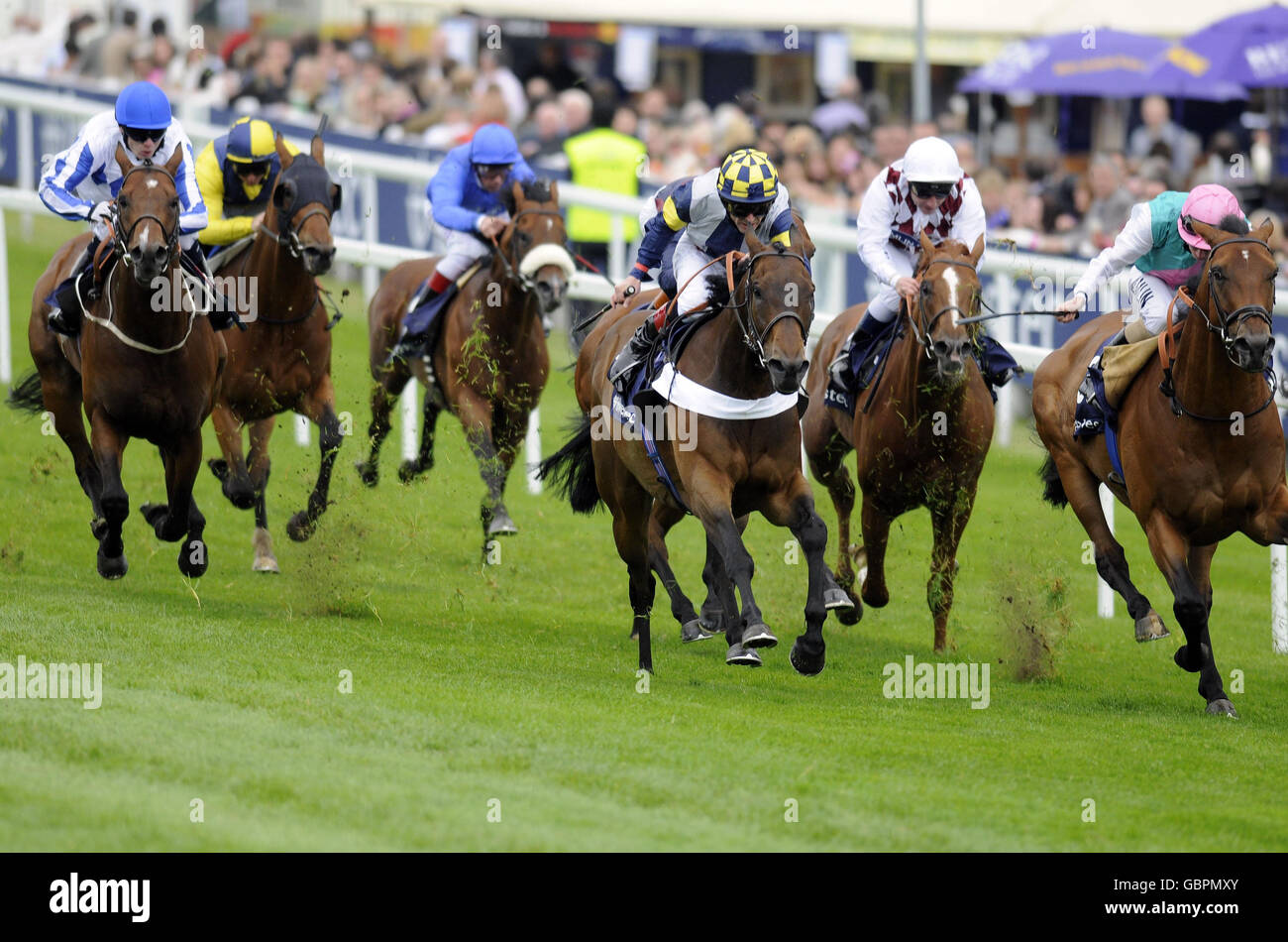 Horse Racing - Epsom Oaks - Ladies Day - ippodromo di Epsom Downs Foto Stock