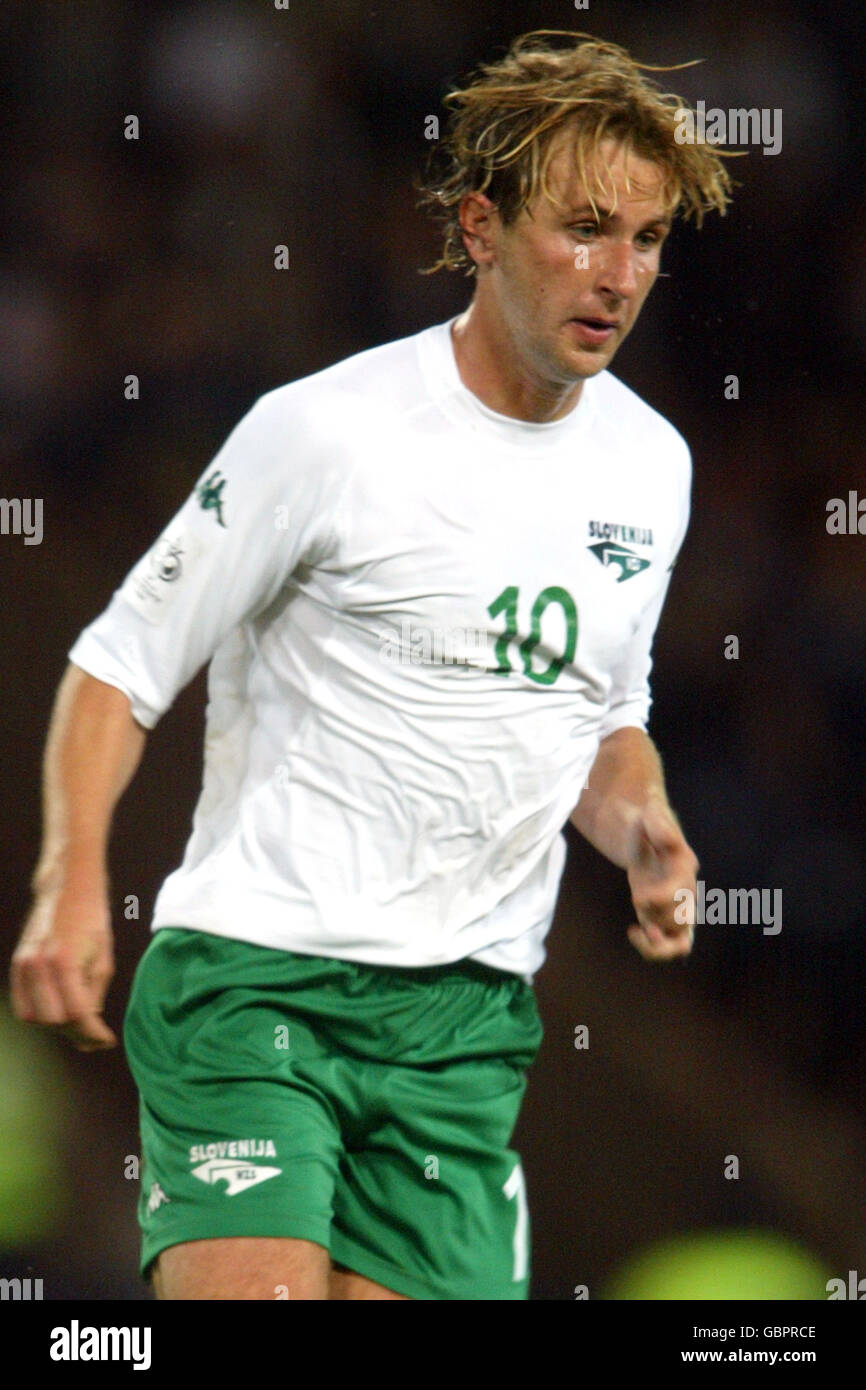 Calcio - Coppa del mondo FIFA 2006 Qualifier - Gruppo cinque - Scozia contro Slovenia. Nastja CEH, Slovenia Foto Stock