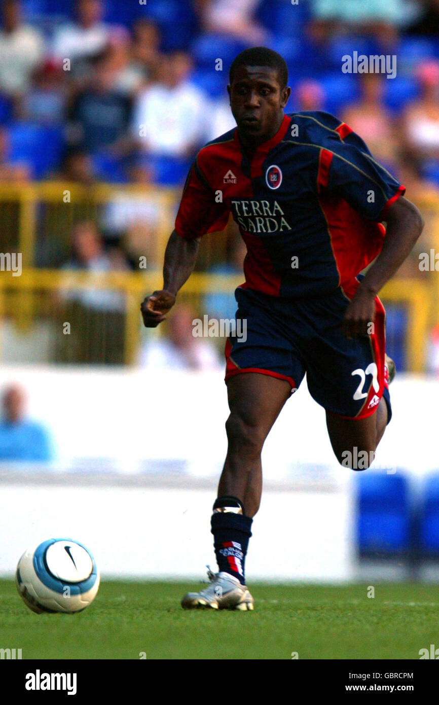 Calcio - friendly - Tottenham Hotspur v Cagliari. Edgar Alvarez, Cagliari Foto Stock