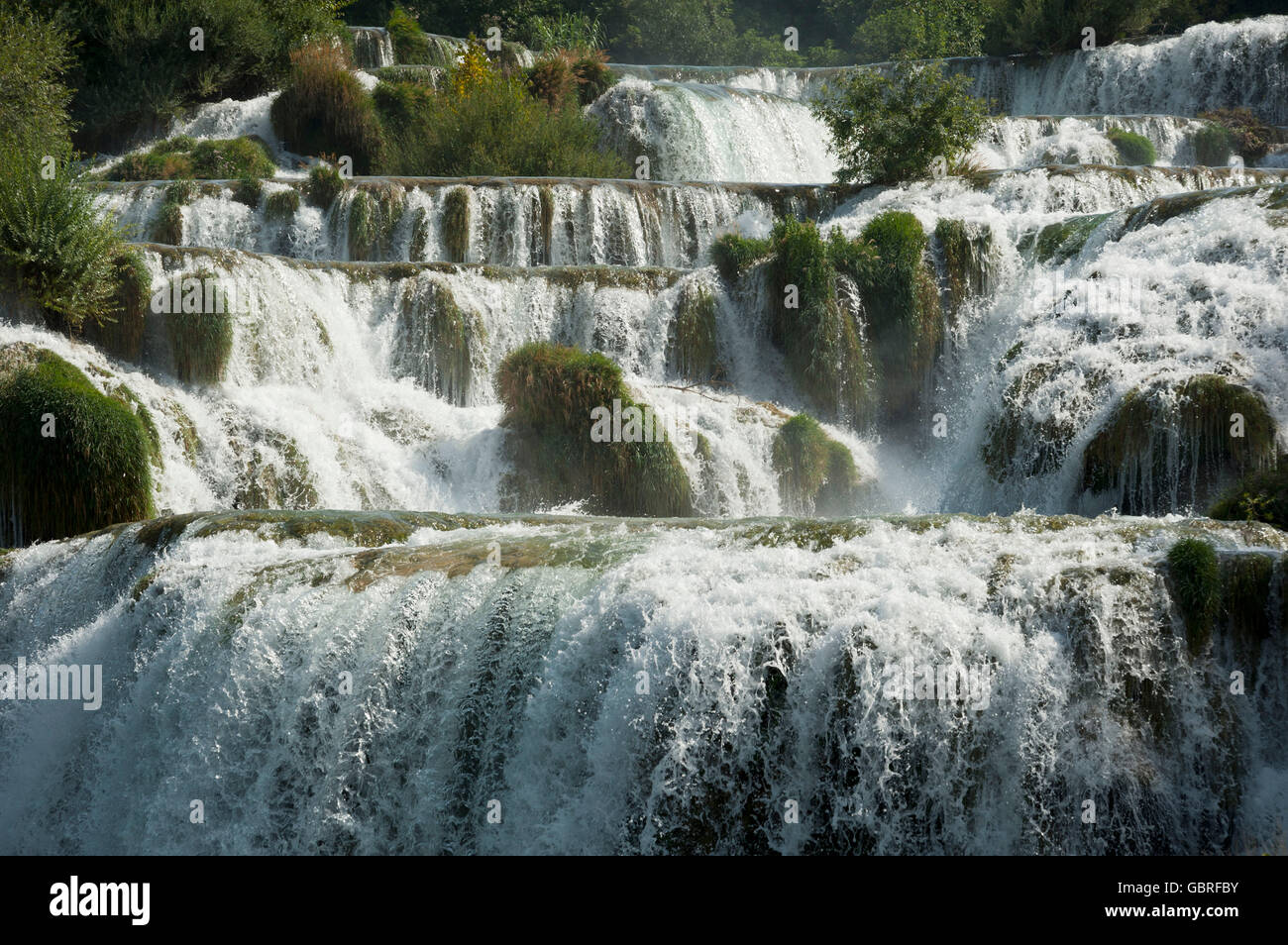 Parco nazionale di Krka Waterfalls, Sibenik-Knin, Dalmazia, Croazia / cascata Skradinski buk Foto Stock