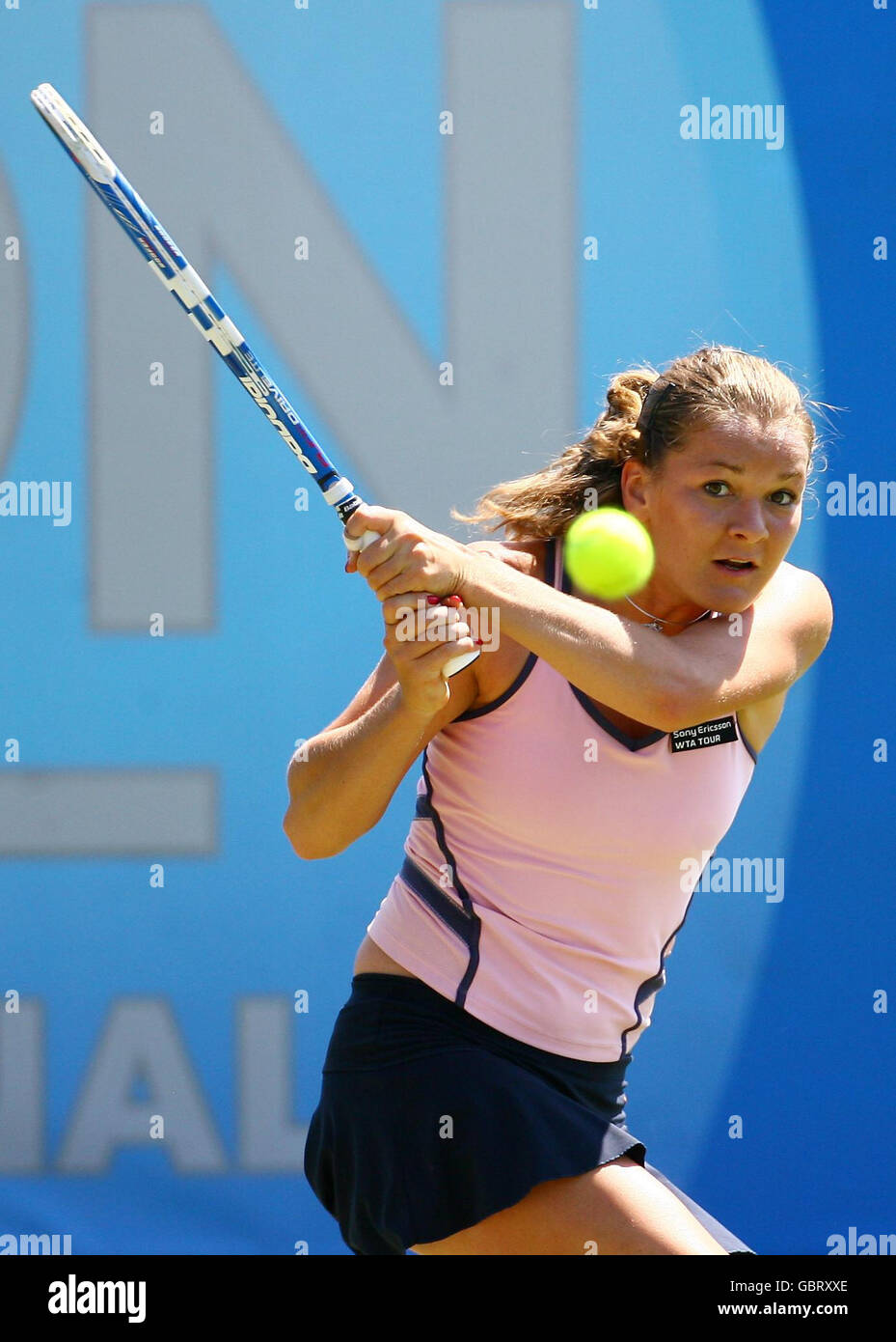 Tennis - AEGON International - giorno tre - Devonshire Park. Agnieszka Radwanska in Polonia contro Ursula Radwanska durante l'AEGON International al Devonshire Park di Eastbourne. Foto Stock