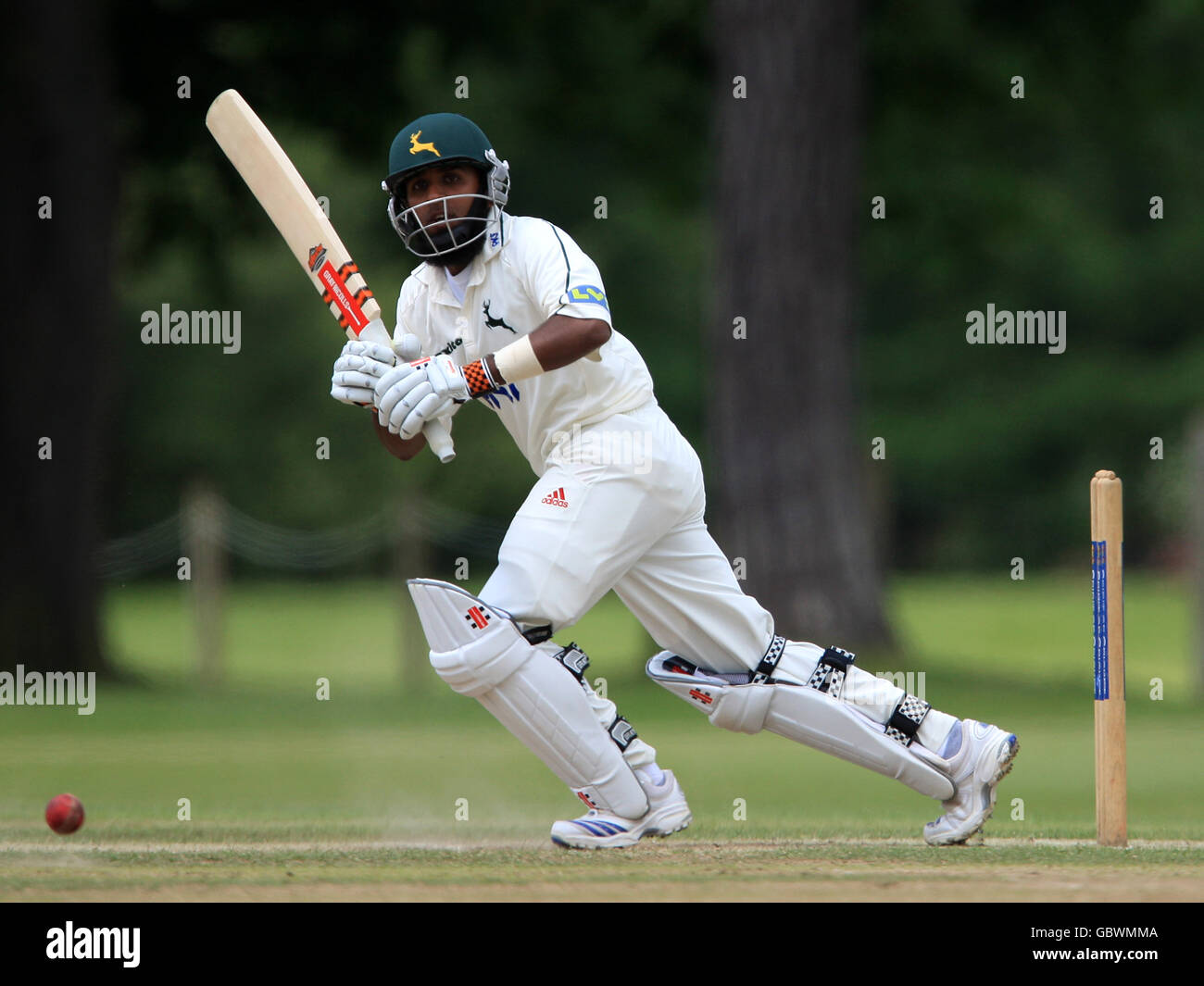 Nottinghamshire Bilal Shafayat batte contro Oxford UCCE Foto Stock