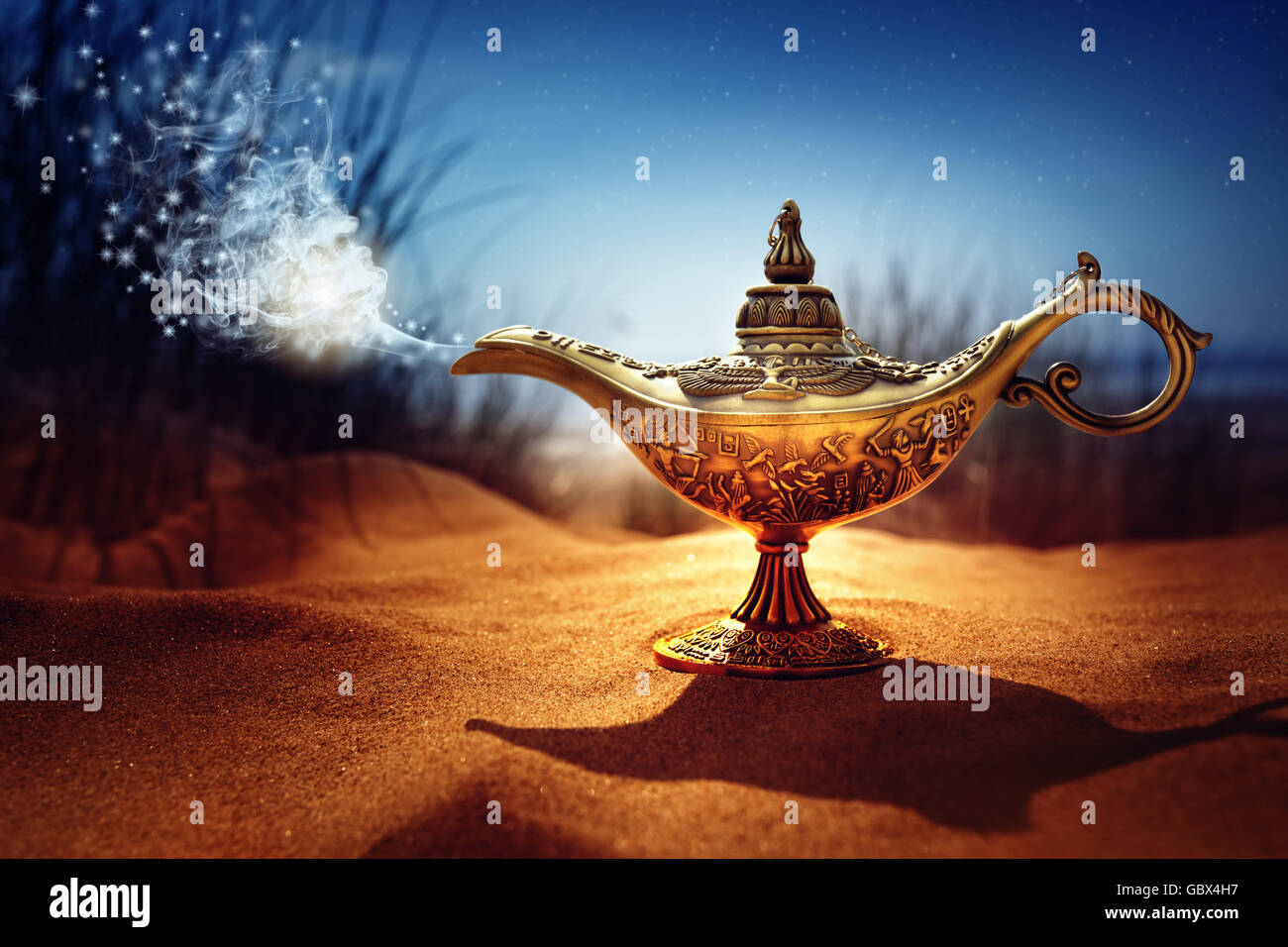 Genio della lampada immagini e fotografie stock ad alta risoluzione - Alamy