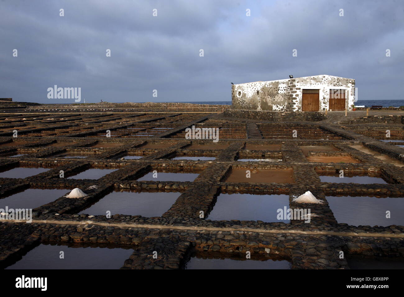 Il Salinas De Las Salinas sull'isola Fuerteventura sull'isola delle Canarie di Spagna nell'Oceano Atlantico. Foto Stock