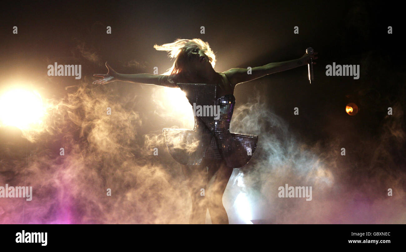 Lady Gaga in concerto alla O2 Academy di Brixton, Londra. Foto Stock