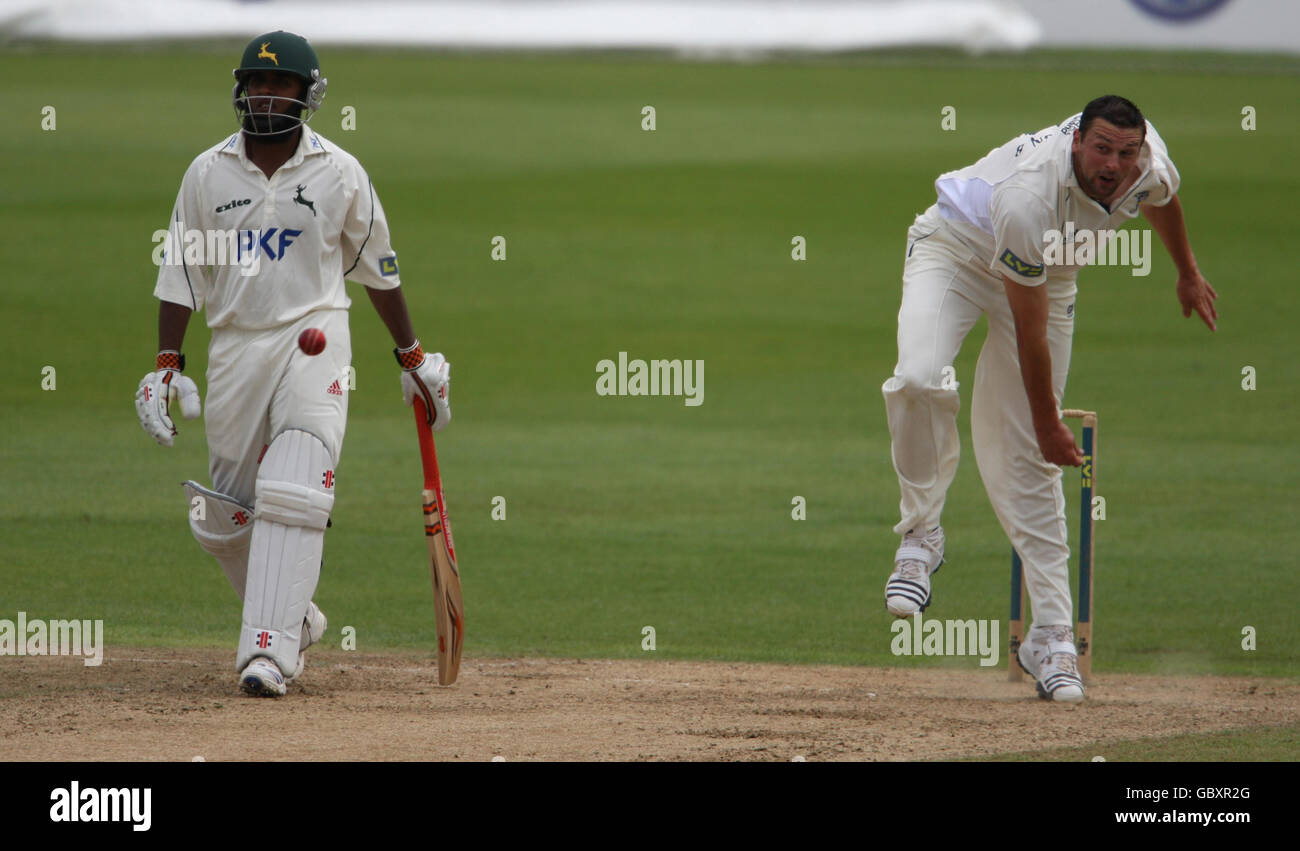 Cricket - Liverpool Victoria County Championship - Nottingham v Durham - Trent Bridge Foto Stock