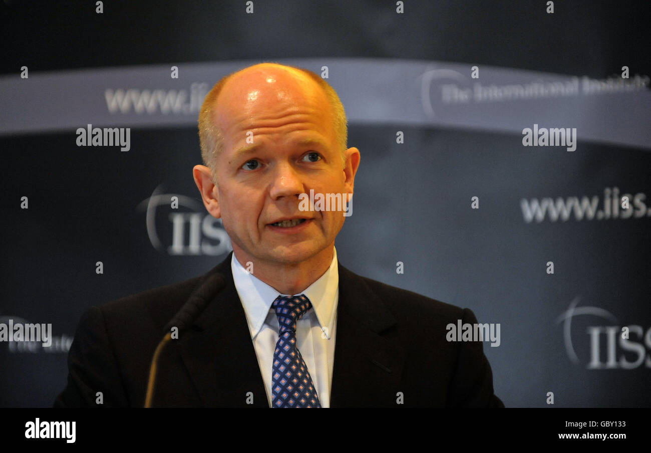 Il Segretario degli Esteri ombra William Hague ha tenuto un discorso di politica estera all'Istituto Internazionale di Studi strategici, a Londra. Foto Stock