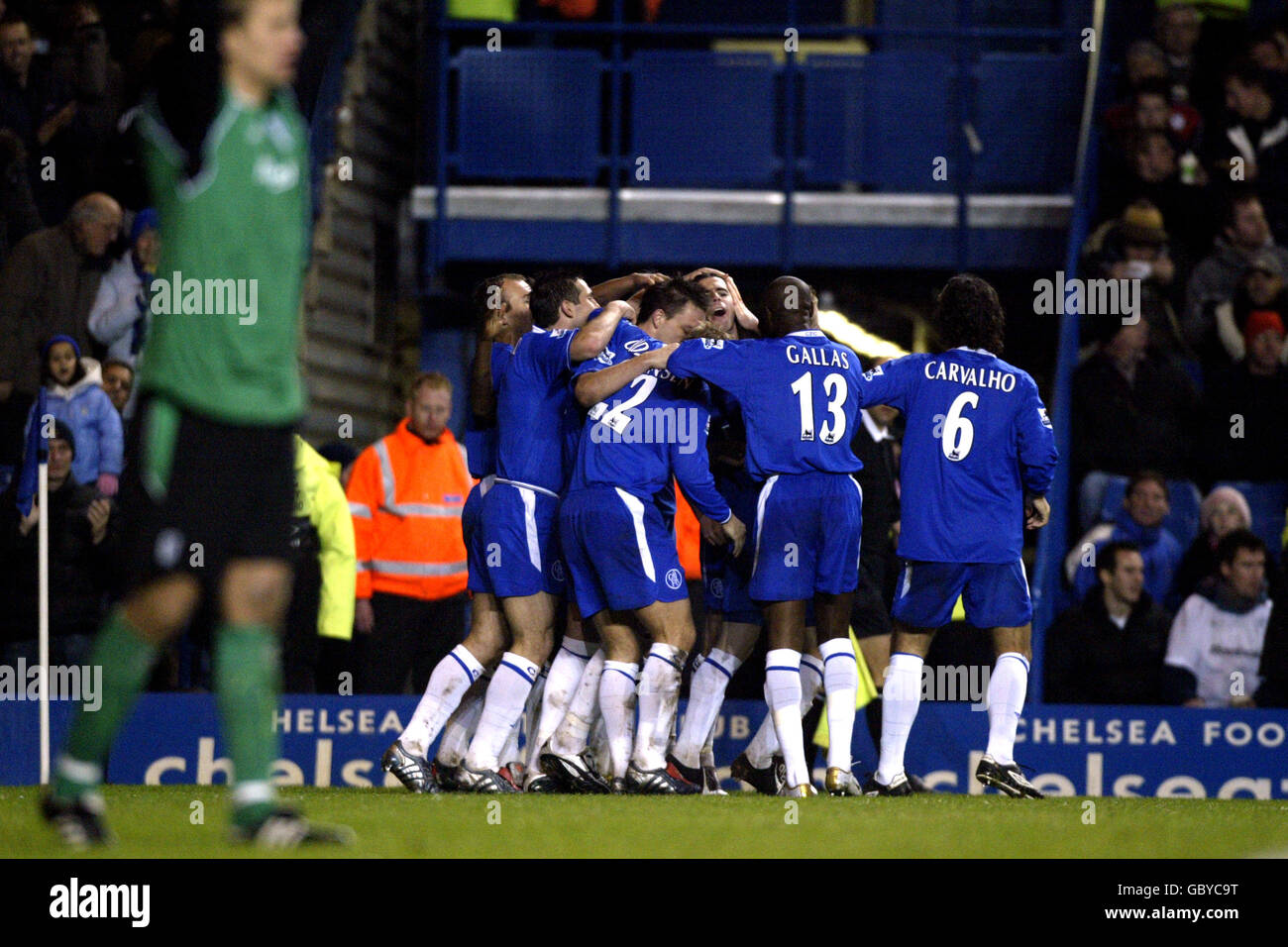 Calcio - fa Barclays Premiership - Chelsea / Bolton Wanderers. I giocatori di Chelsea celebrano l'obiettivo di Tiago Foto Stock