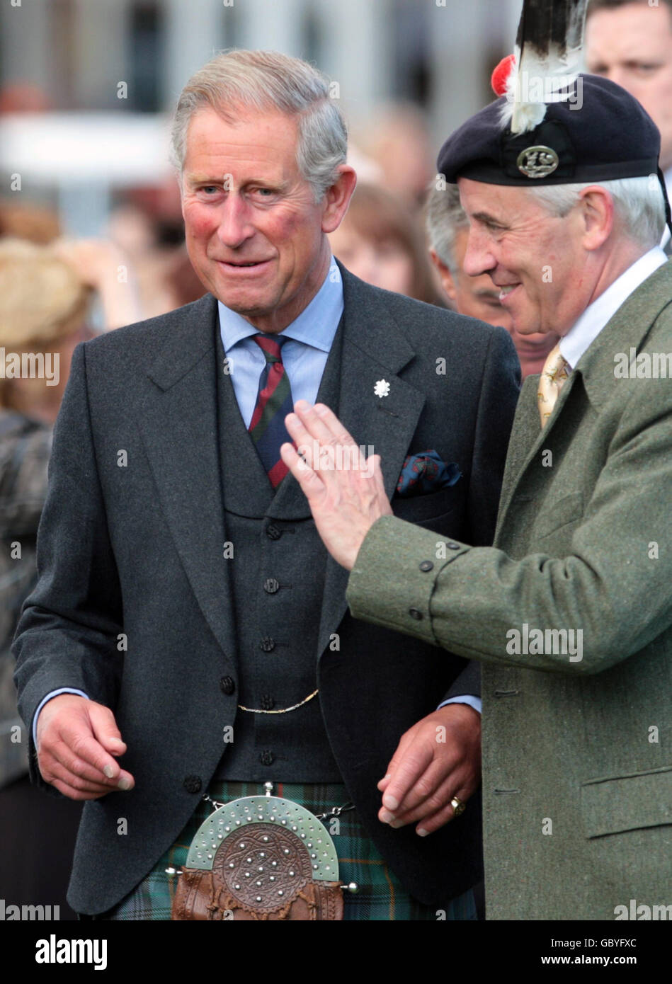 Il Duca di Rothesay, conosciuto anche come il Principe di Galles, Patrono del raduno 2009 durante l'apertura ufficiale del raduno 2009, a Holyrood Park, Edimburgo. Foto Stock