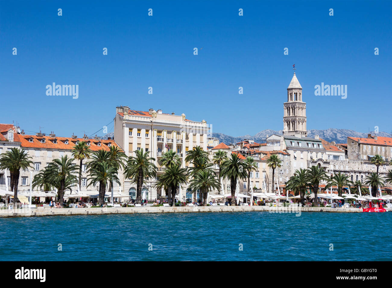 Vista panoramica di Spalato e torre Palazzo di Diocleziano in Croazia Foto Stock