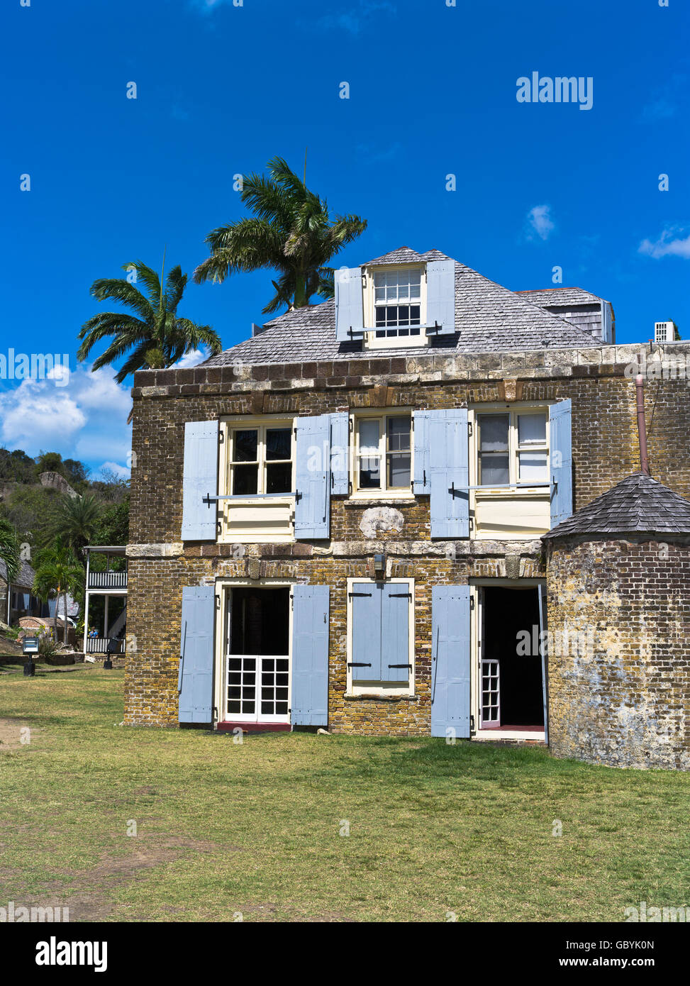 Dh Nelsons Dockyard Caraibi Antigua English Harbour navale storico edificio magazzino Foto Stock