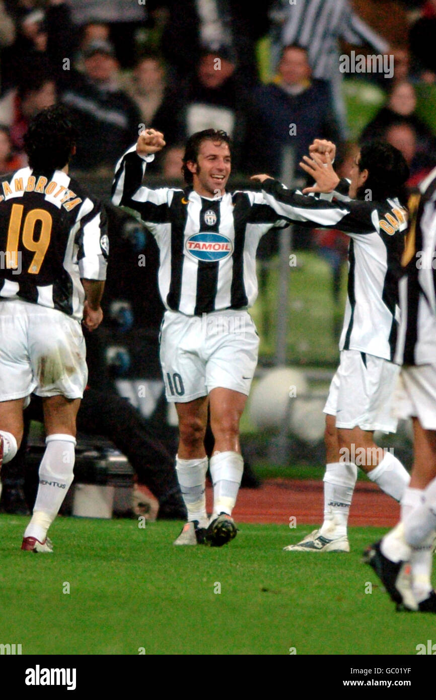 Alessandro del Piero di Juventus festeggia il gol vincente in il 90 ° minuto Foto Stock