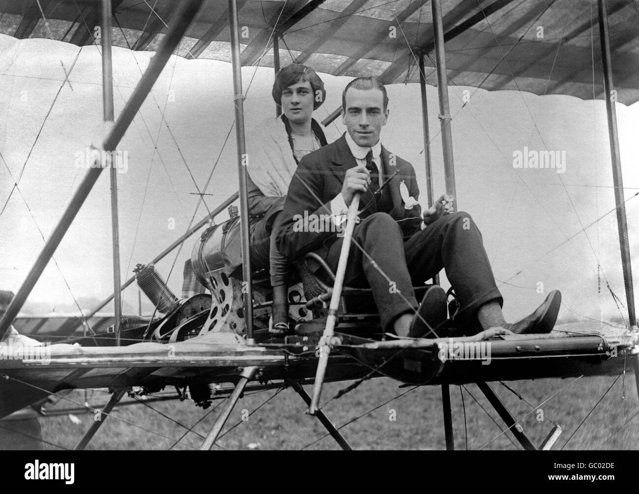 Claude Grahame-White e sua moglie Dorothy Taylor, pioniere dell'aviazione di Brooklands. Foto Stock