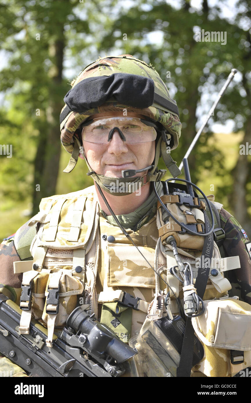 Comandante ufficiale Leutennant Colonel Nick Lock del 1 ° Battaglione reale gallese, durante un esercizio di formazione pre-dispiegamento, a Brecon, in anticipo della loro missione in Afghanistan all'inizio di ottobre. Foto Stock