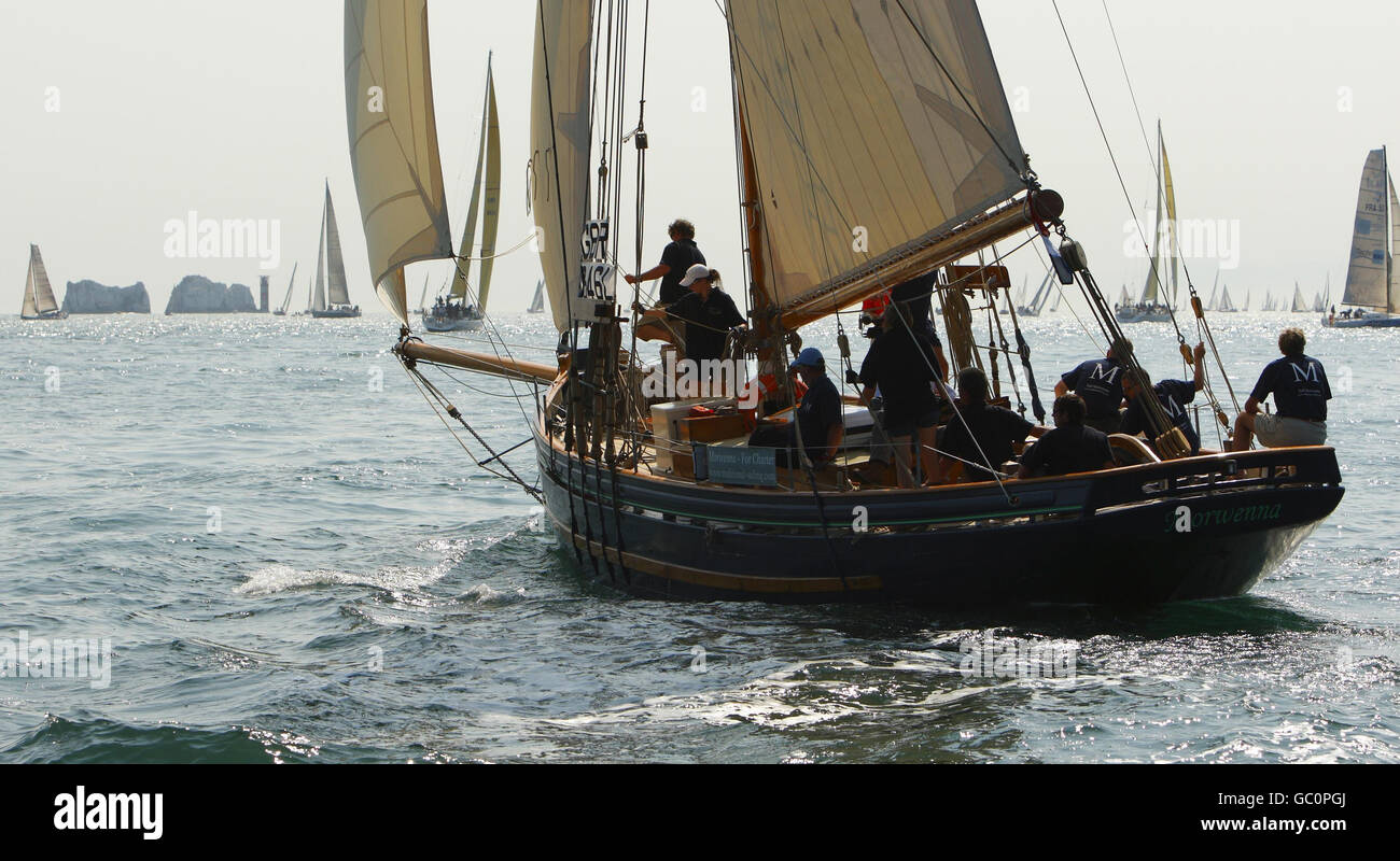 Morwenna al via della biennale Rolex Fastnet Race sul Solent. Foto Stock