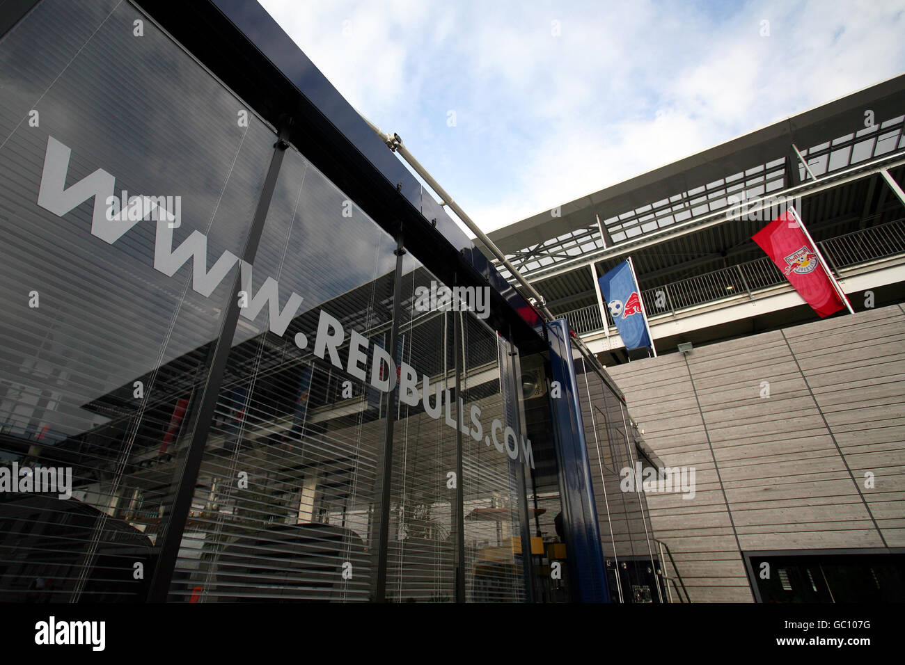 Vista esterna della Red Bull Arena, sede della Red Bull Salzburg. Foto Stock