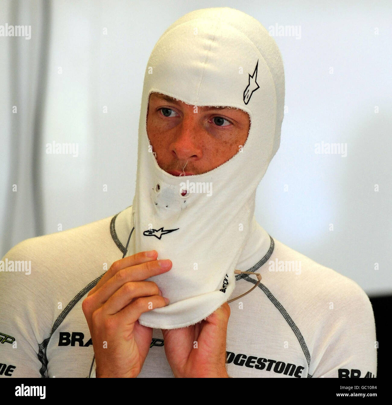 Formula uno Motor Racing - Gran Premio d'Europa - Giornata di pratica - circuito di Valencia. Il Brawn GP di Jenson Button nei box durante la giornata di prove sul circuito di Valencia, Spagna. Foto Stock