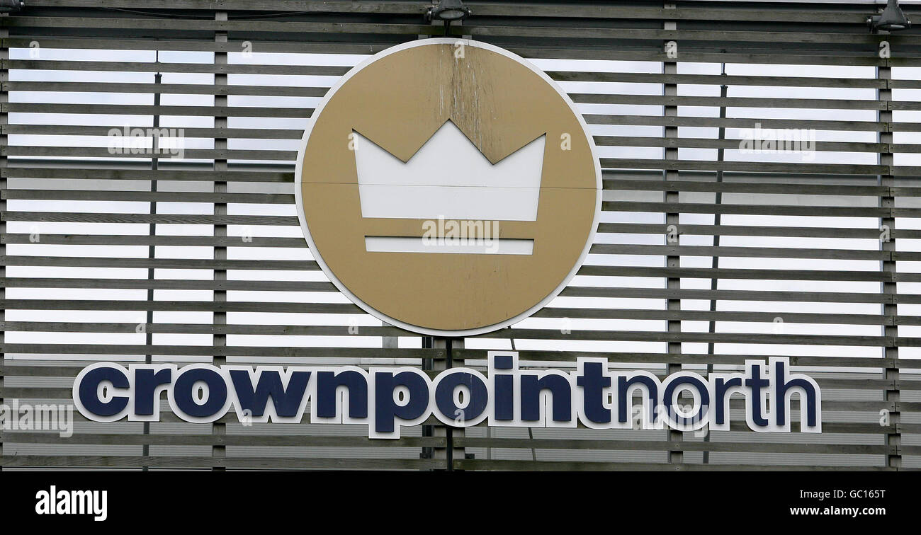 Prova del copycat di Columbine. Una vista generale del complesso commerciale Crown Point North a Manchester. Foto Stock