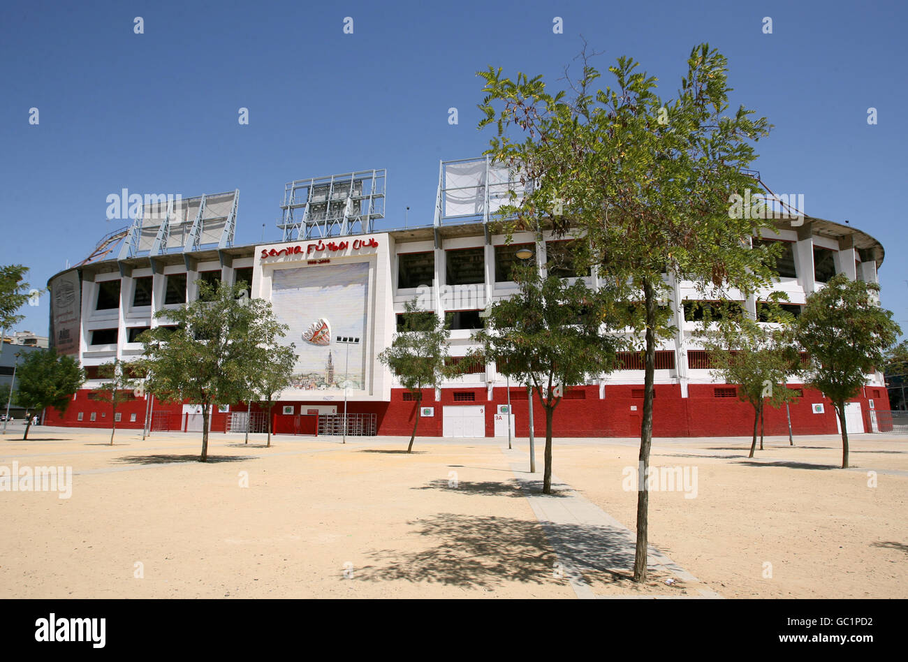 Vista generale dello stadio Ramon Sanchez Pizjuan, sede del Sevilla FC Foto Stock