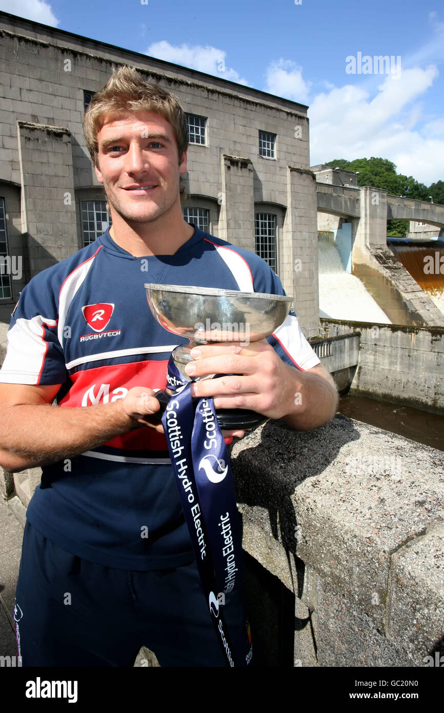 Scottish Hydro Premier Two Champions Dundee's Captain Richie Hawkins durante una fotocellula per il lancio della stagione di rugby DI UN Side Club 15 presso la centrale elettrica di Pitlochry, Perthshire. Foto Stock