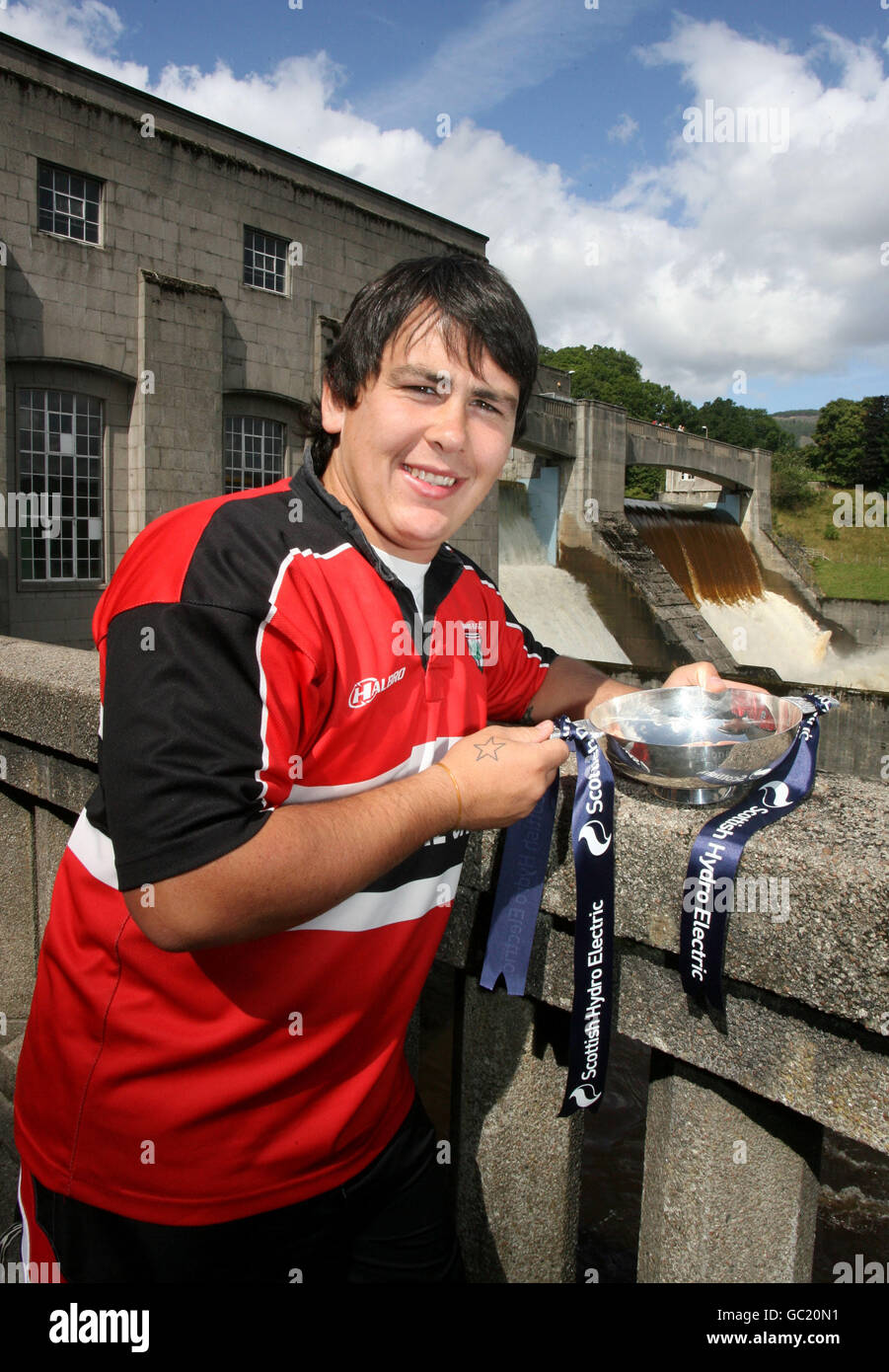 Scottish Hydro National Three Champions Whitecraigs' Captain Mark Billingham durante una fotocellula per il lancio della stagione di rugby DI UN Side Club 15 presso la centrale elettrica di Pitlochry, Perthshire. Foto Stock