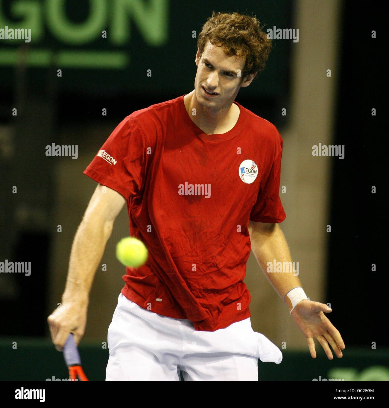 Tennis - Coppa Davis - Gran Bretagna / Polonia - giorno due - Echo Arena. Andy Murray della Gran Bretagna nella sua partita doppia durante la Coppa Davis Euro/Africa Gruppo i Relegation Tie alla Echo Arena di Liverpool. Foto Stock