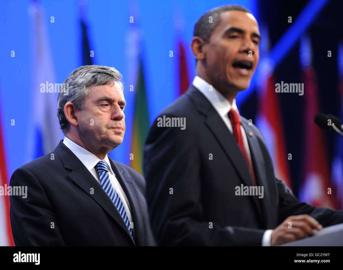 Il primo ministro britannico Gordon Brown e il presidente degli Stati Uniti Barack Obama hanno fatto oggi una dichiarazione al vertice del G20 a Pittsburgh sulla nuova intelligence sulle capacità nucleari dell'Iran. Foto Stock