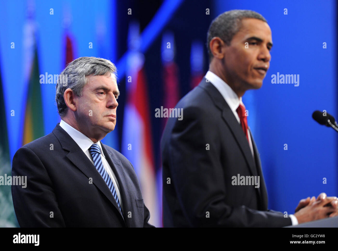 Il primo ministro britannico Gordon Brown e il presidente degli Stati Uniti Barack Obama hanno fatto oggi una dichiarazione al vertice del G20 a Pittsburgh sulla nuova intelligence sulle capacità nucleari dell'Iran. Foto Stock