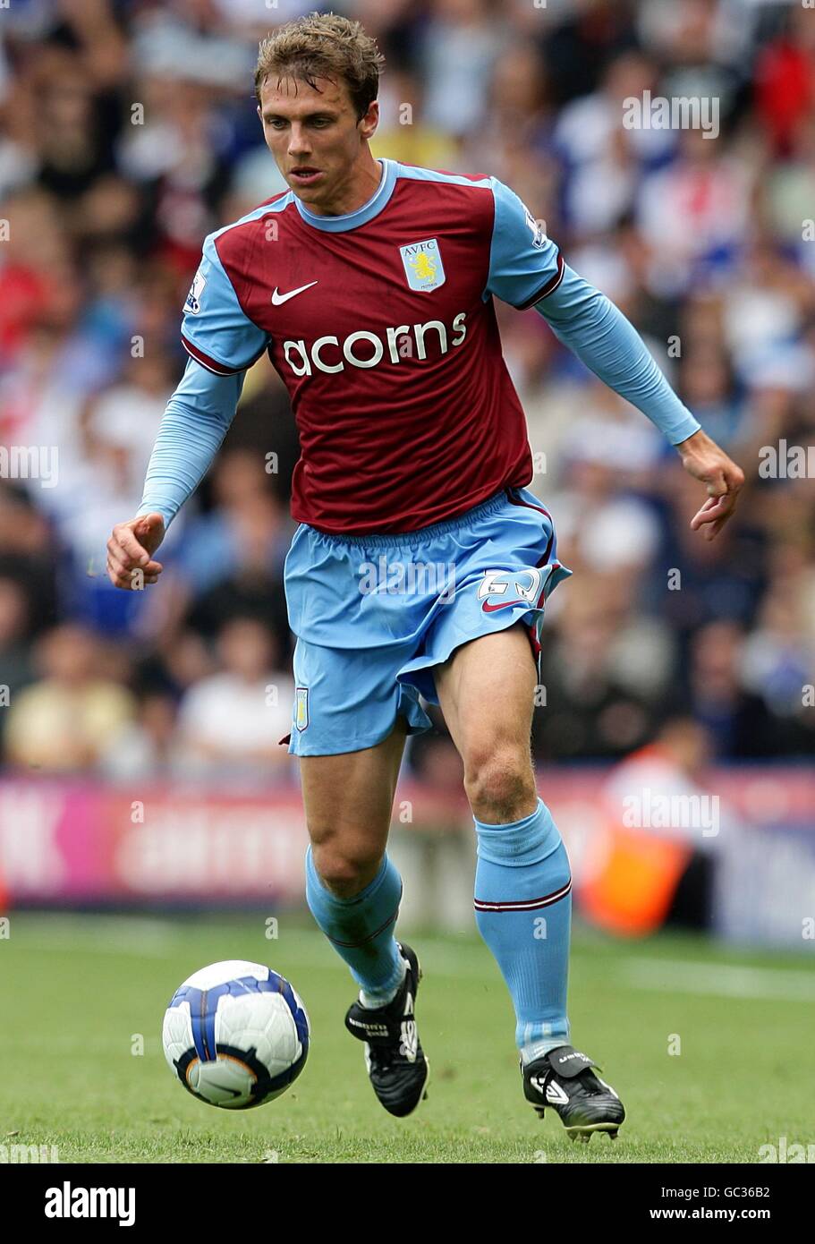 Calcio - Barclays Premier League - Birmingham City / Aston Villa - St Andrews' Stadium. Stephen Warnock, Aston Villa Foto Stock