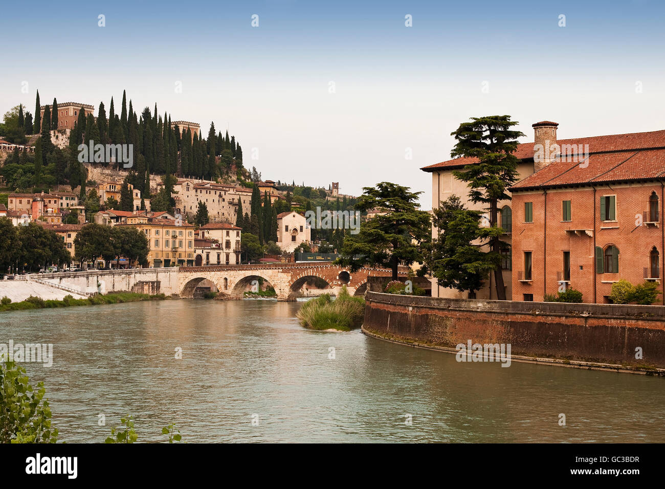 Ponte Pietra, il ponte di pietra, Verona, Italia, Europa Foto Stock