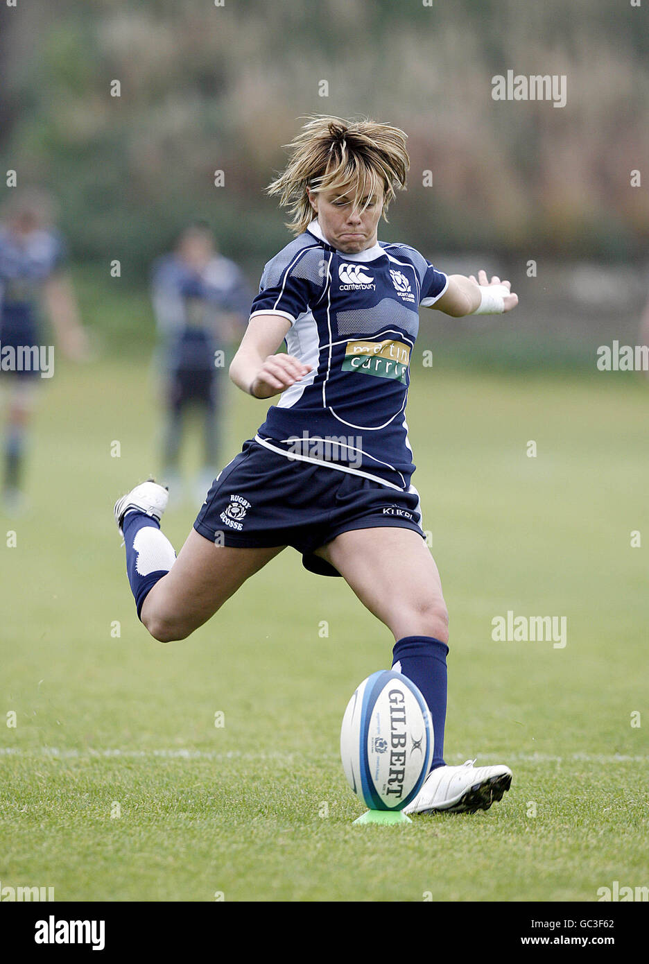 Tanya Griffith dei Lions scozzesi infliggella una sanzione durante il gioco della serie regionale delle Donne della Scozia a Murrayfield, Edimburgo. Data immagine: Sabato 10 ottobre 2009. Il credito fotografico dovrebbe essere: Cavo PA Foto Stock