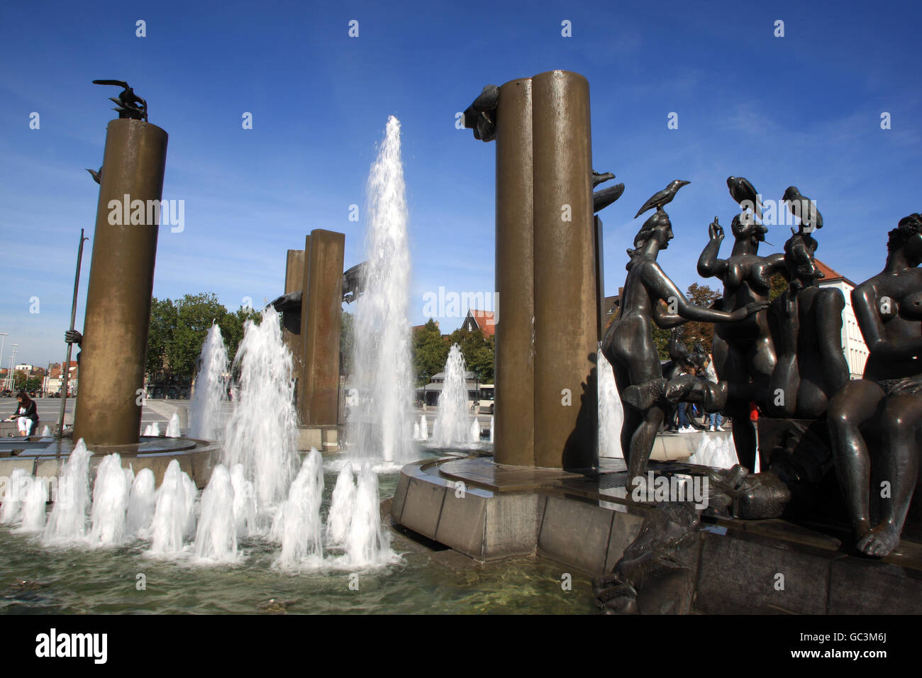 Le bellezze del bagno alla fontana di 'tZand nel Centro di Brugge Foto Stock
