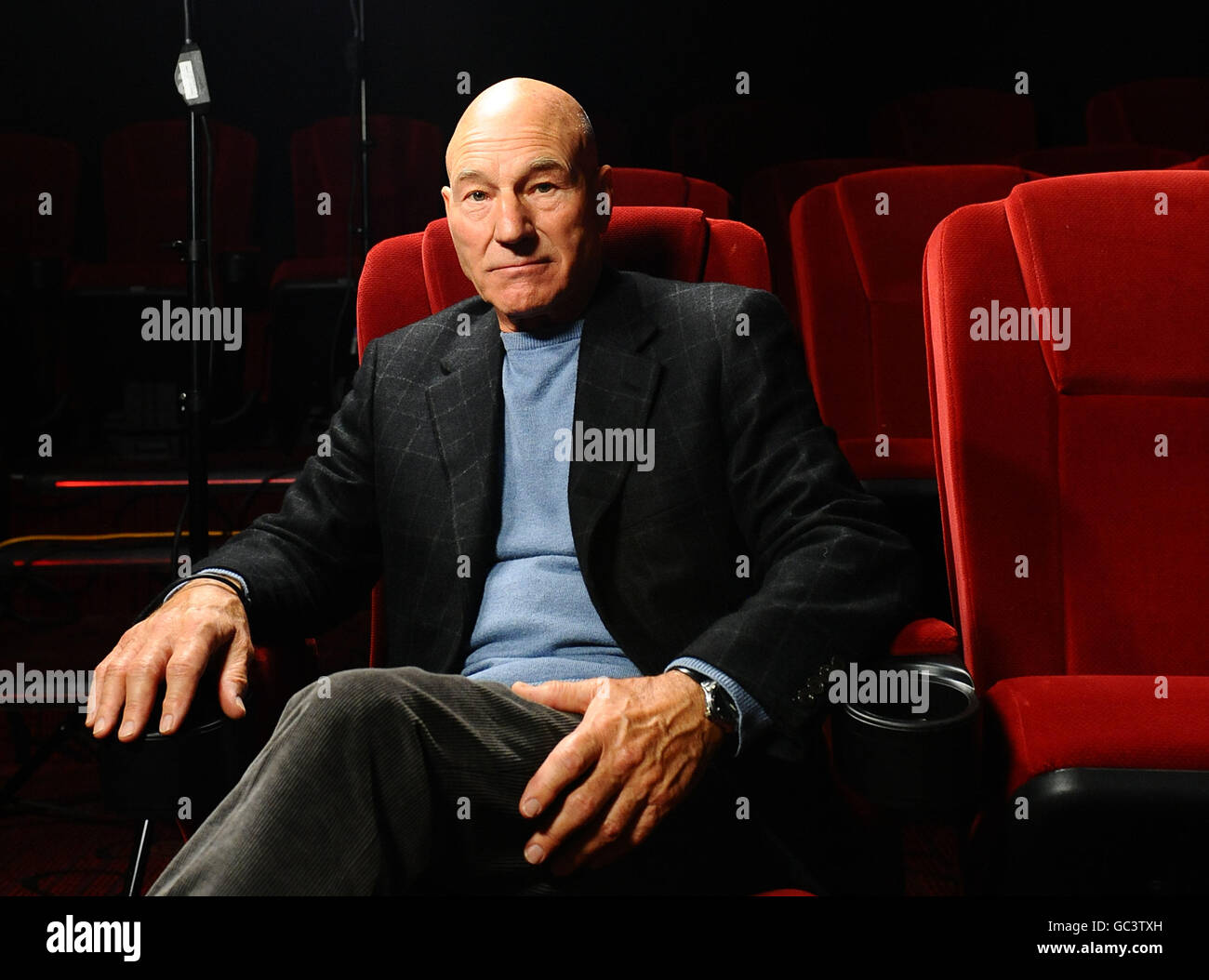 Patrick Stewart lancia la National Schools Film Week all'Empire Cinema di Londra. Foto Stock