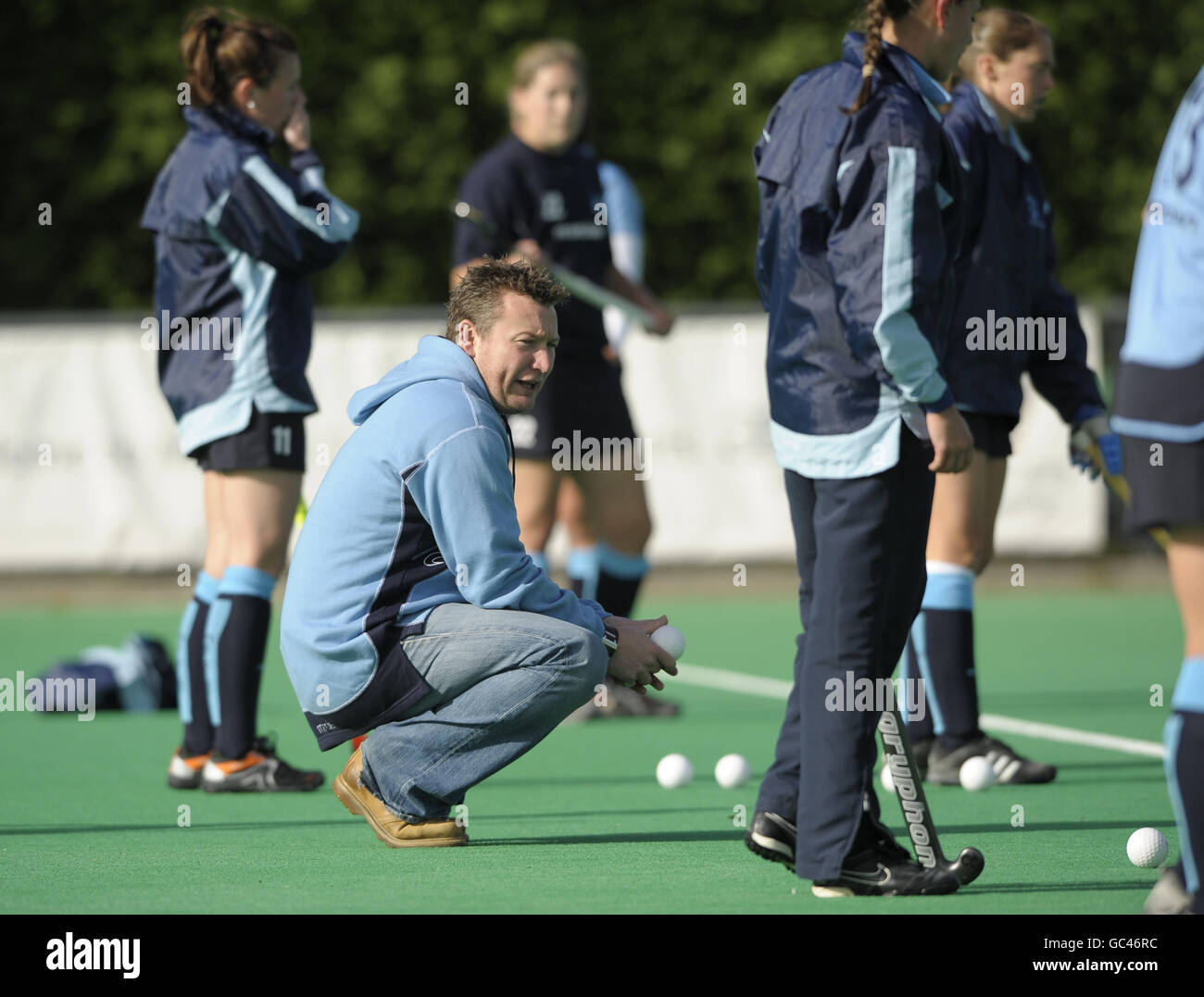 Hockey - Lega Inglese di Hockey - Lega Donna Premier - Canterbury / Reading - Polo Farm. Simon Lettchford, allenatore di Reading, durante la partita EHL Premier League presso Polo Farm di Canterbury, Kent. Foto Stock